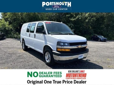 2022 Chevrolet Express 2500 for Sale in Co Bluffs, Iowa