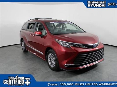 2022 Toyota Sienna for Sale in Co Bluffs, Iowa