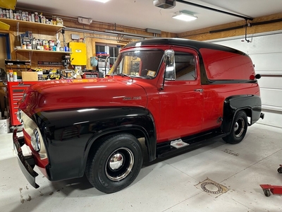 1953 Ford F-100 Panel Truck
