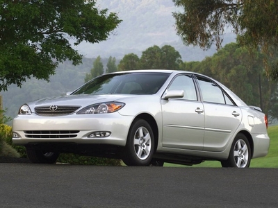 Used 2005 Toyota Camry FWD