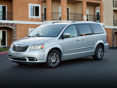 Used 2015 Chrysler Town & Country Touring FWD