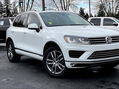 2015 Volkswagen Touareg V6 Lux in Olympia, WA