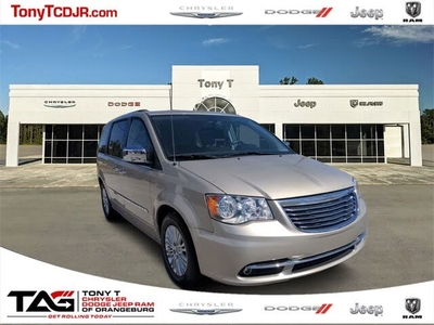 2016 Chrysler Town & Country