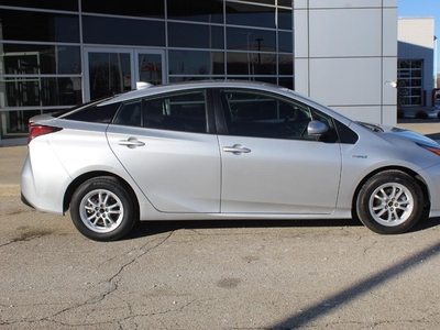 2020 Toyota Prius L in Milwaukee, WI