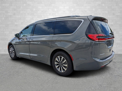 2021 Chrysler Town & Country Touring in Naples, FL