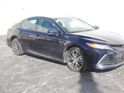 Find 2022 Toyota Camry Hybrid XLE for sale