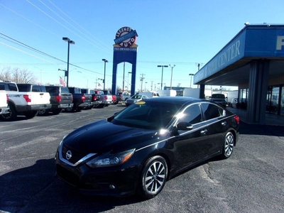 Used 2017 Nissan Altima 2.5 SV w/ Convenience Package