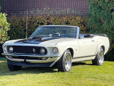 1969 Ford Mustang Must See V8 Hard TO Find White