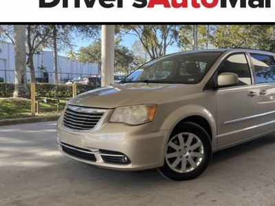 2014 Chrysler Town And Country Touring 4DR Mini-Van