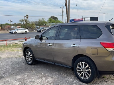 2014 Nissan Pathfinder S in Eagle Pass, TX