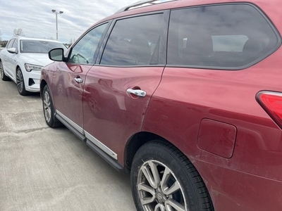 2015 Nissan Pathfinder Platinum in Puyallup, WA