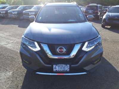 2017 Nissan Rogue SL in Millington, TN