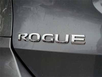 2020 Nissan Rogue SL in Port Chester, NY