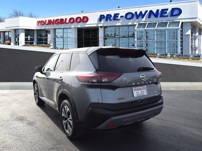 2021 Nissan Rogue SV in Springfield, MO