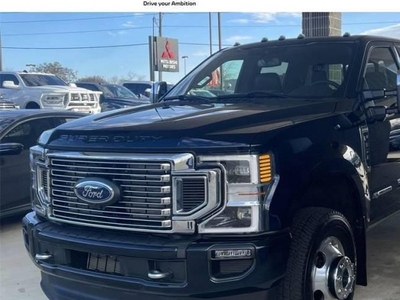 2022 Ford F-350 Super Duty 4X4 King Ranch 4DR Crew Cab 8 FT. LB DRW Pickup