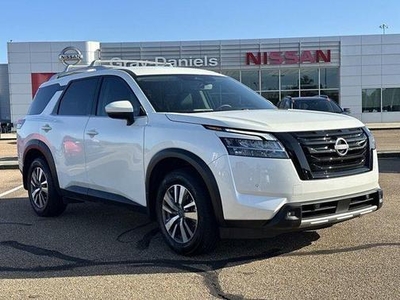2023 Nissan Pathfinder for Sale in Centennial, Colorado