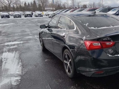 2018 Chevrolet Malibu LT in Baraboo, WI