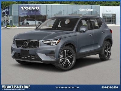 2023 Volvo XC40 SUV