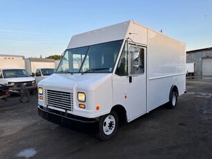 2017 FORD E450 P700 STEP VAN WITH FOLDING SHELVES $29,900