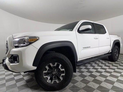 2020 Toyota Tacoma 4WD for Sale in Chicago, Illinois