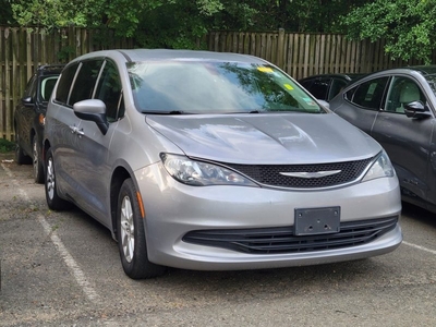 Used 2017 Chrysler Pacifica Touring