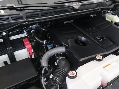 2022 Toyota Tundra 4WD SR5 in Saint Albans, VT