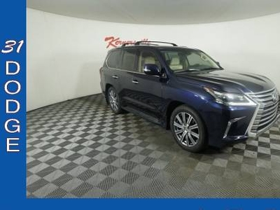 Lexus LX 5.7L V-8 Gas