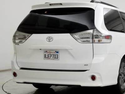 Toyota Sienna 3.5L V-6 Gas