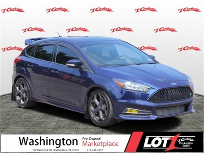 Used 2017 Ford Focus ST FWD