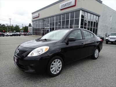2014 Nissan Versa for Sale in Chicago, Illinois