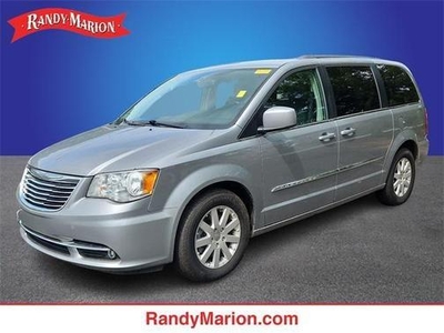 2016 Chrysler Town & Country for Sale in Chicago, Illinois