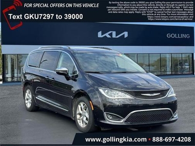 2020 Chrysler Pacifica for Sale in Northwoods, Illinois