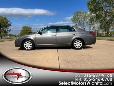 2007 Toyota Avalon for Sale in Chicago, Illinois