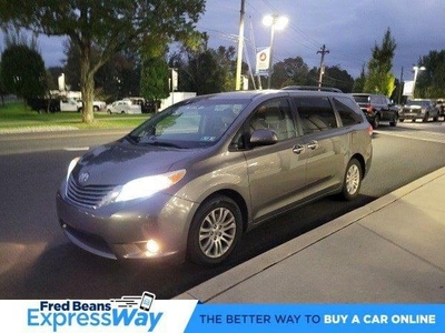 2014 Toyota Sienna for Sale in Secaucus, New Jersey