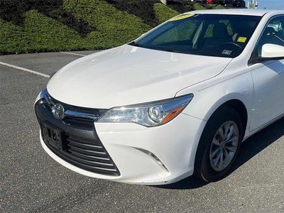 2017 Toyota Camry for Sale in Chicago, Illinois