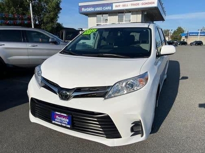 2019 Toyota Sienna for Sale in Denver, Colorado