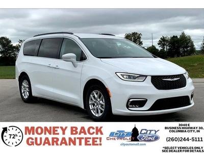 2022 Chrysler Pacifica for Sale in Chicago, Illinois