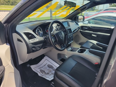 2019 Dodge Grand Caravan SXT in Avon Park, FL