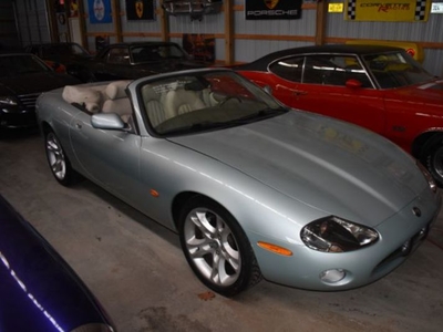 FOR SALE: 2004 Jaguar XK8 $14,995 USD