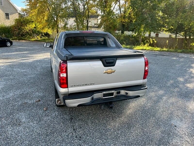 2007 Chevrolet Avalanche LS 1500 in Lakewood, NJ