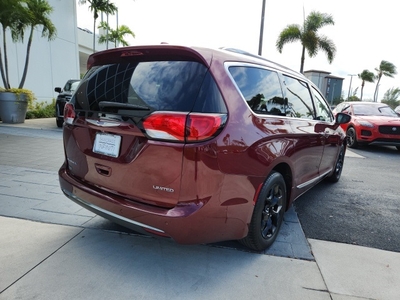 2018 Chrysler Pacifica Limited in Fort Lauderdale, FL