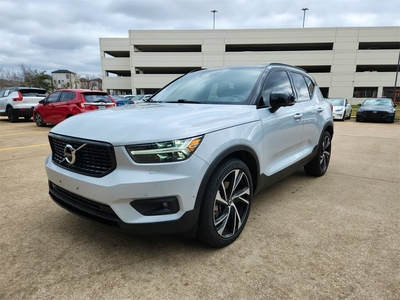 2021 Volvo XC40