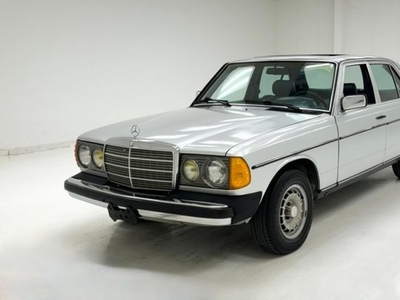 FOR SALE: 1984 Mercedes Benz 300D $14,900 USD