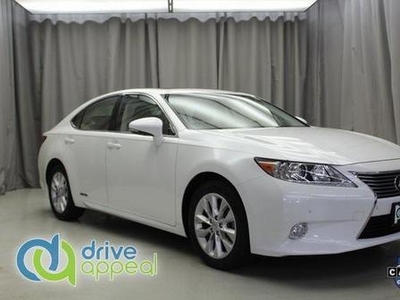 2013 Lexus ES 300h for Sale in Chicago, Illinois