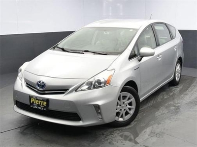2013 Toyota Prius v for Sale in Chicago, Illinois