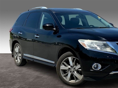 2014 Nissan Pathfinder S in Tampa, FL