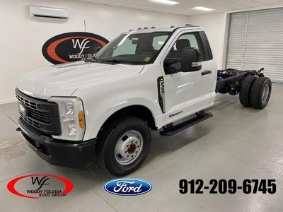 2023 Ford F-350 Chassis Cab for Sale in Chicago, Illinois