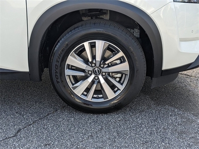 2023 Nissan Pathfinder SL in Athens, GA