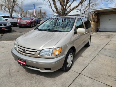 2003 Toyota Sienna