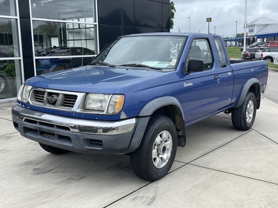 1998 Nissan Frontier SE in Knoxville, TN